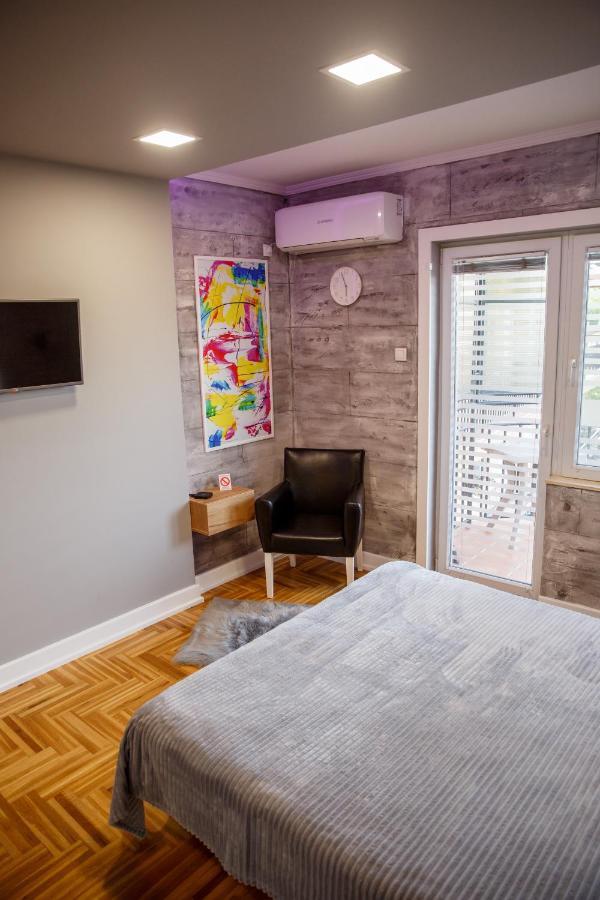 Apartman Studio Milica I Subotica Esterno foto
